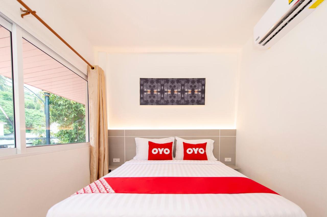 Oyo 328 Onion House Hotell Kata Beach  Exteriör bild